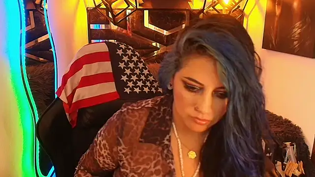 scarleth_blue webcam