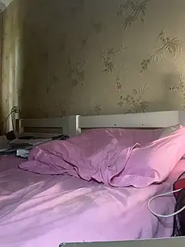 Naughtbaby_2025 webcam