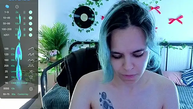 LiraBelle webcam