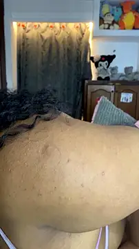 dana_falcoo25 webcam