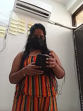 Riya_hot8 webcam
