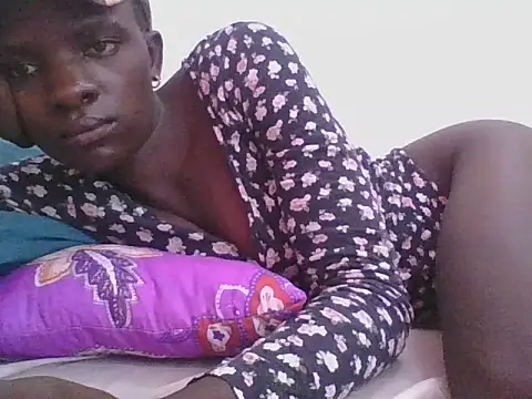 ebonypetite2 webcam