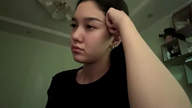 MintyMuse webcam