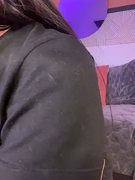 Gigi_Strawberry webcam