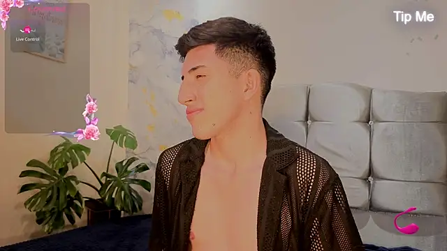 Un_Sluttyy webcam