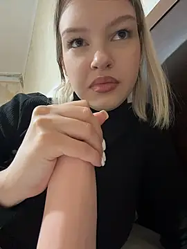 AshleyMur webcam