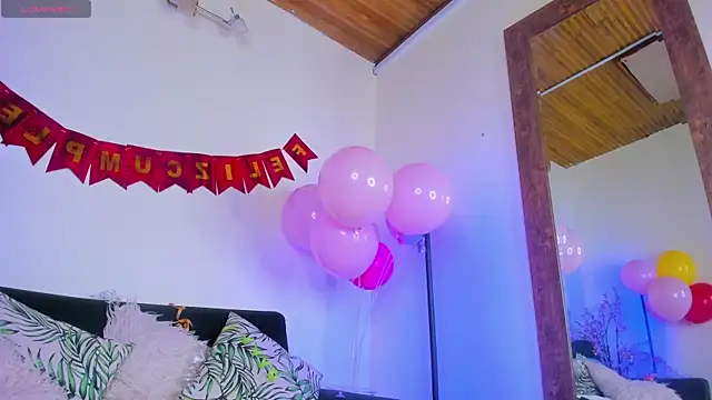 megan_shyne webcam