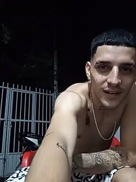 boy_max_latin webcam