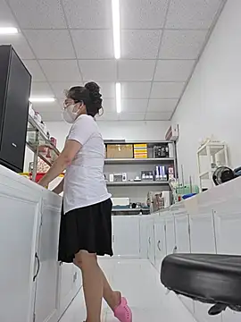 HinaLovely webcam