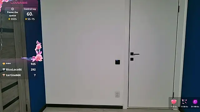 ChloeWells webcam