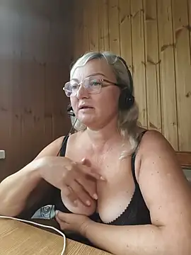 White-Chocolatte webcam