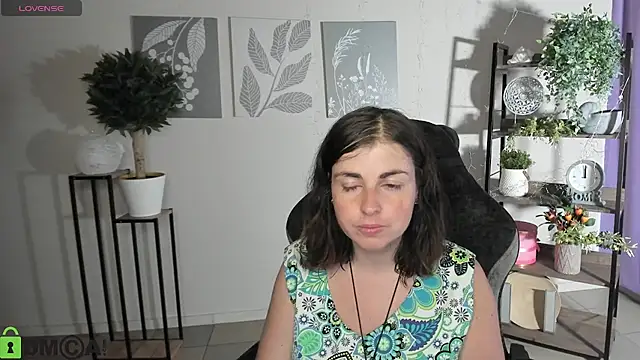 MartaEdams webcam