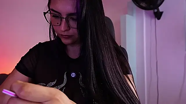 TifanyWhite_ webcam