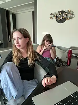 Nura_n_Sarah Live Web Cam Show