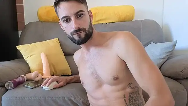 AmicisegretiITA