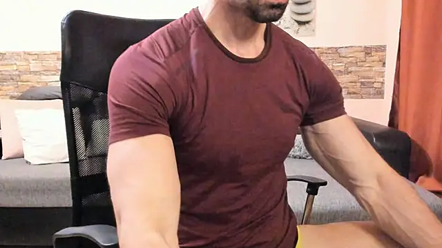 HotHunkTrainer webcam