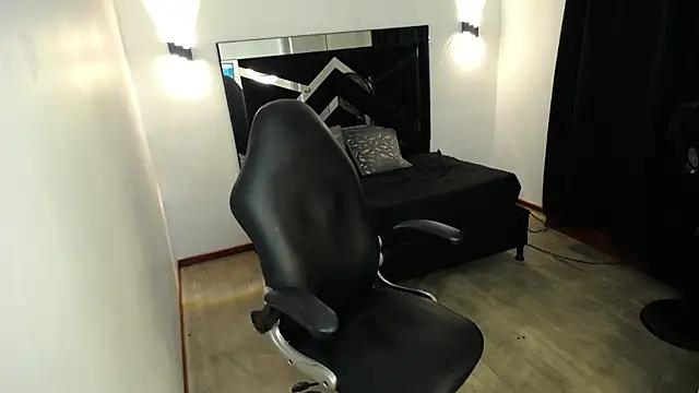 MarianaRojas_ webcam