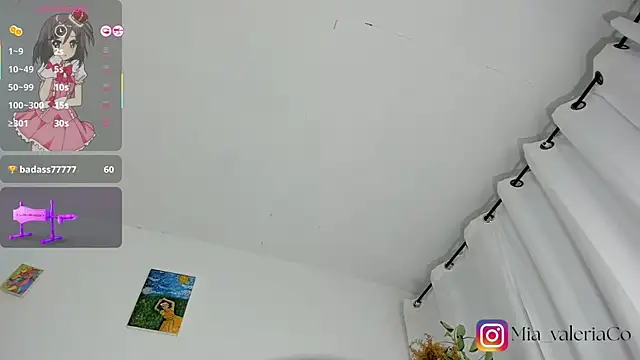 Mia-Valeria- webcam