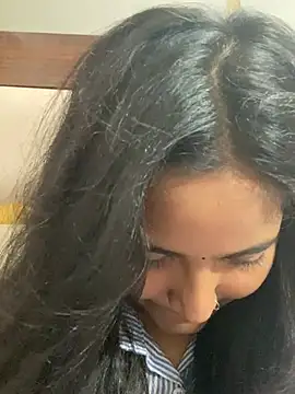 Baby_Myraaa webcam