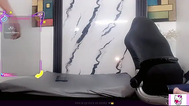 Katha_Gomez webcam