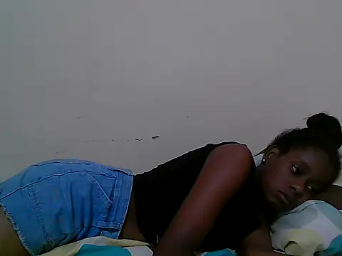 Fancy-mayya webcam