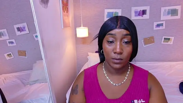 kiara_evanss webcam