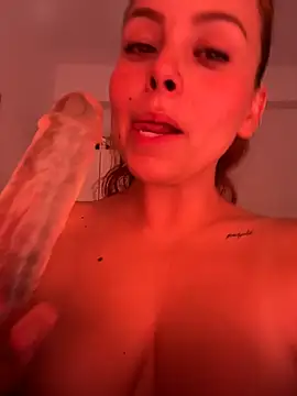 RougeeMelodyy webcam