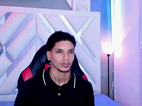 kai_storm77 webcam