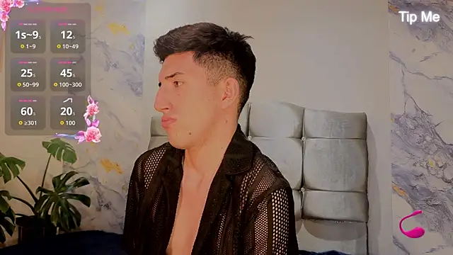 Un_Sluttyy webcam