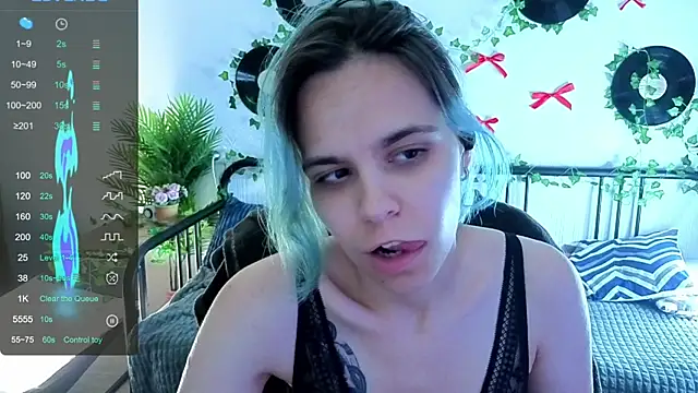LiraBelle webcam