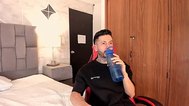 StevenAndLaura webcam