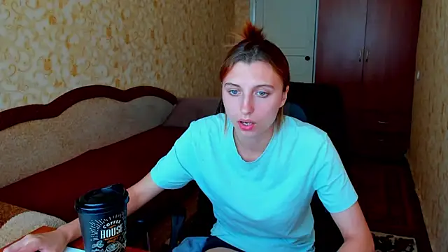 MilaShka29 webcam