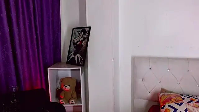 Angel_foxc13 webcam