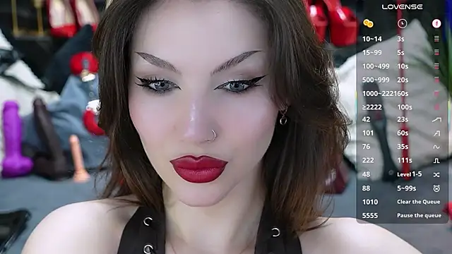 MistressDarsy webcam