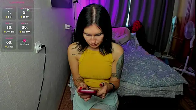 monica__elder webcam