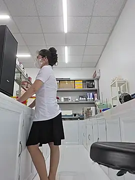 HinaLovely webcam