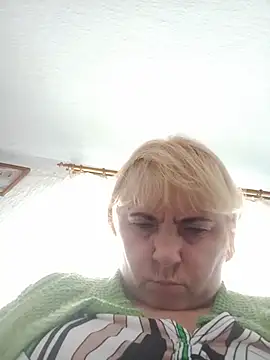 Elena_Beautiful784 webcam