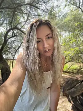 Crazy-Rosa Live Web Cam Show