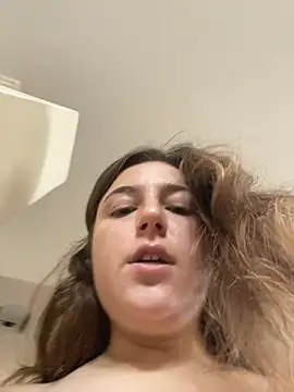 kate_nicepops333221 webcam