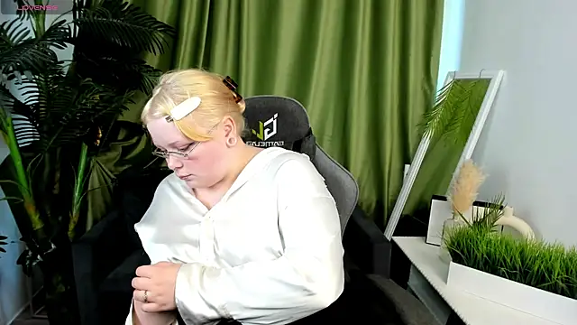 Stella_Brayn webcam