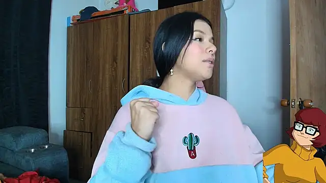 yungelitamor_ webcam