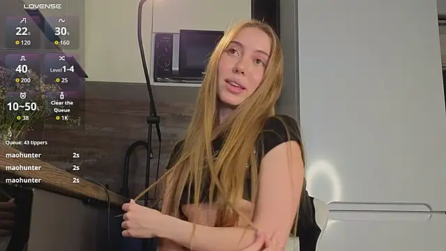 Lili_Roze_ Live Web Cam Show