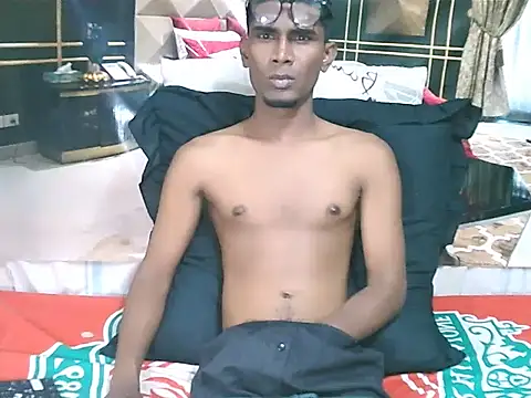 IndianThuggin webcam
