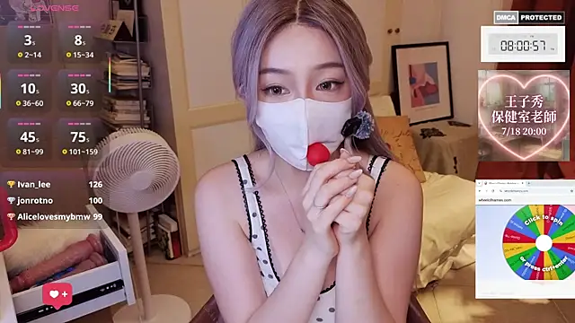 nayomi_34f Live Web Cam Show