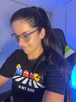 MiaMillers28 webcam