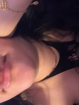QueenRima99 webcam