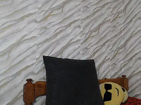 SpicyMackenzie22 webcam