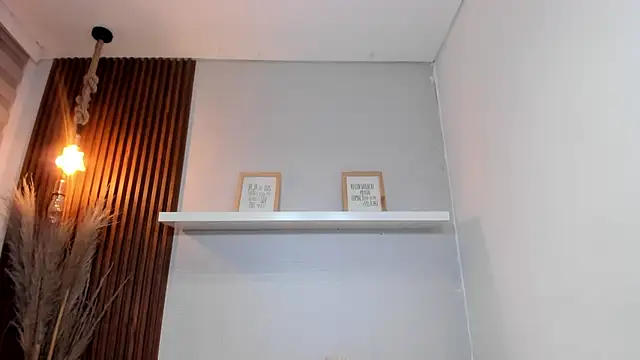 LANA-JONNES webcam