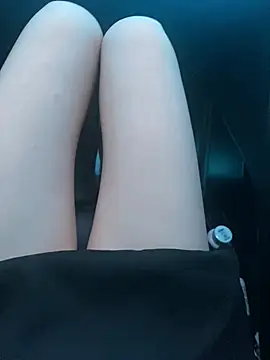 littleqiu live sex cam