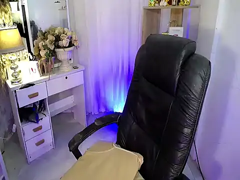Modèle: AngelitaDeputouch